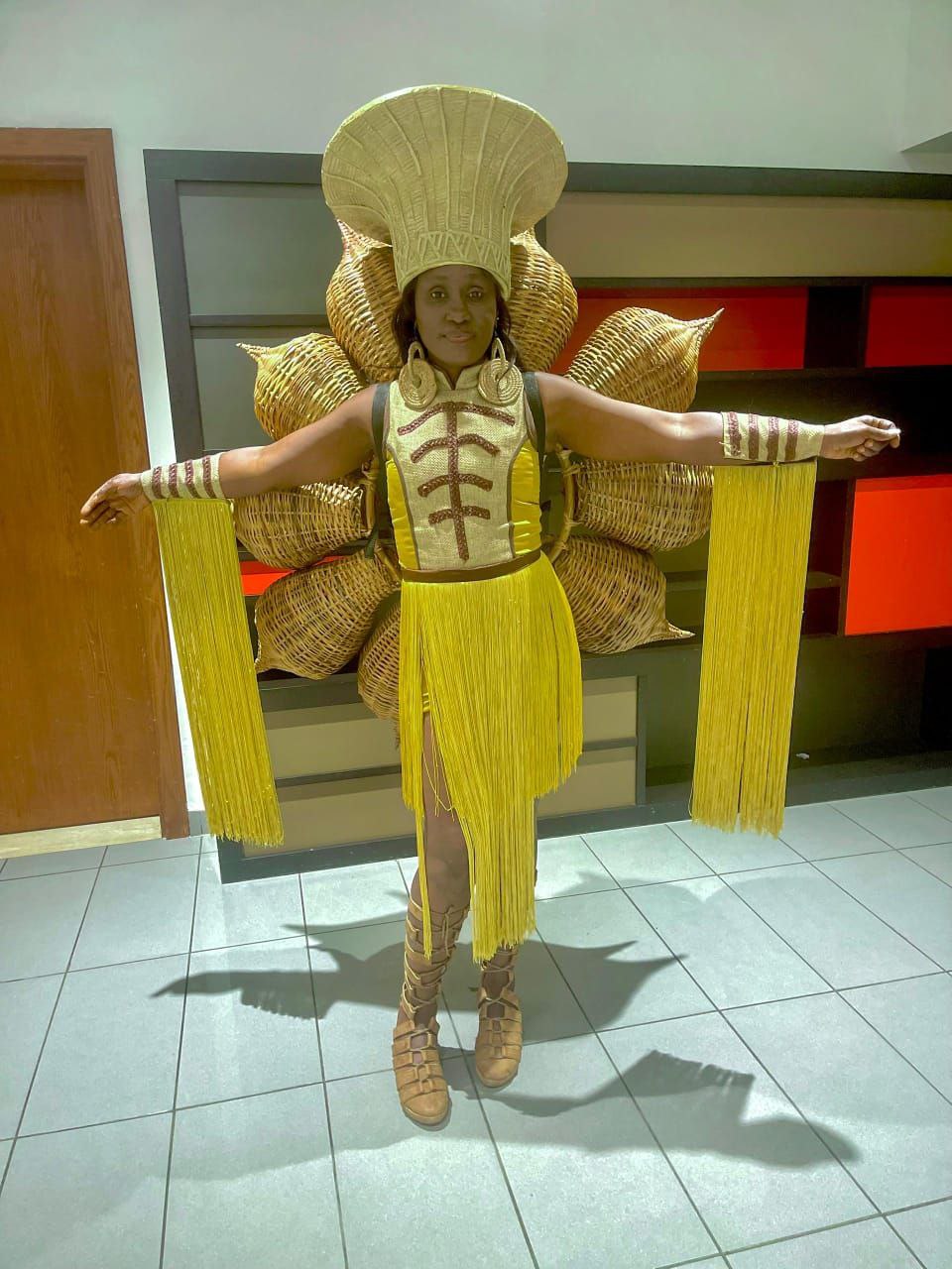 photo 5870692107600120602 y copy